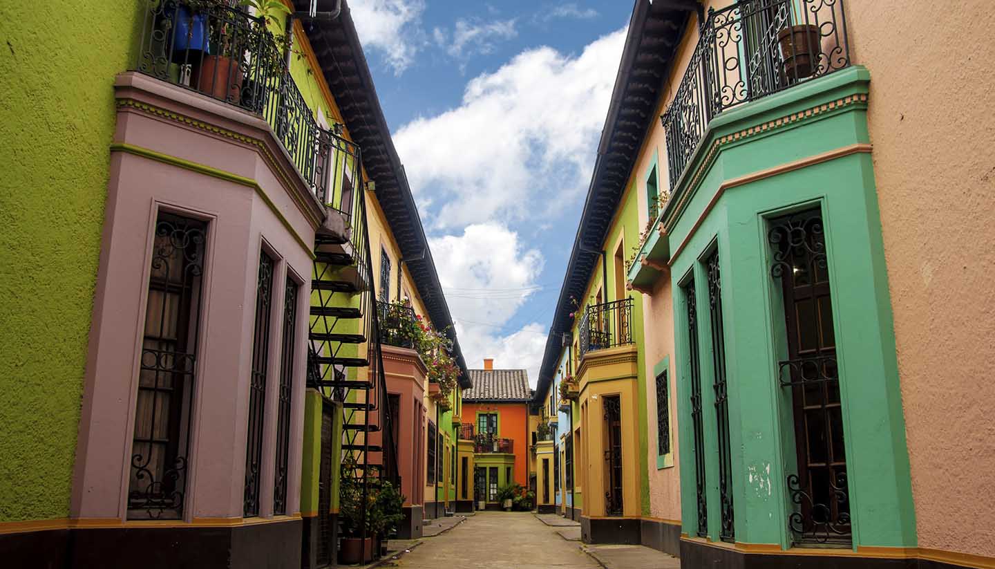 Kolumbien - Historic Colorful Buildings