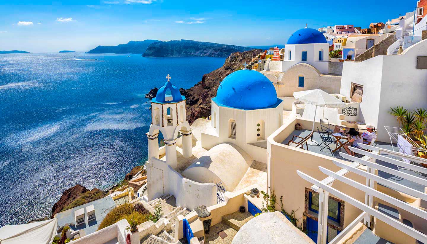 Griechenland - Think-Greece-Country-Santorini-Oia-468940432-marchello74-copy