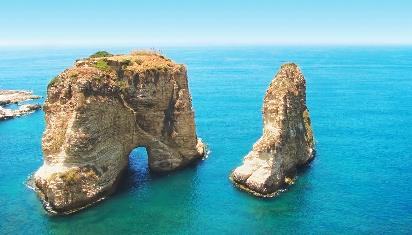 Libanon - Pigeon Rocks, Beirut, Lebanon