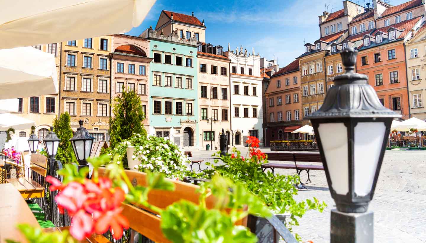 Polen - Calm old town square in Warsaw