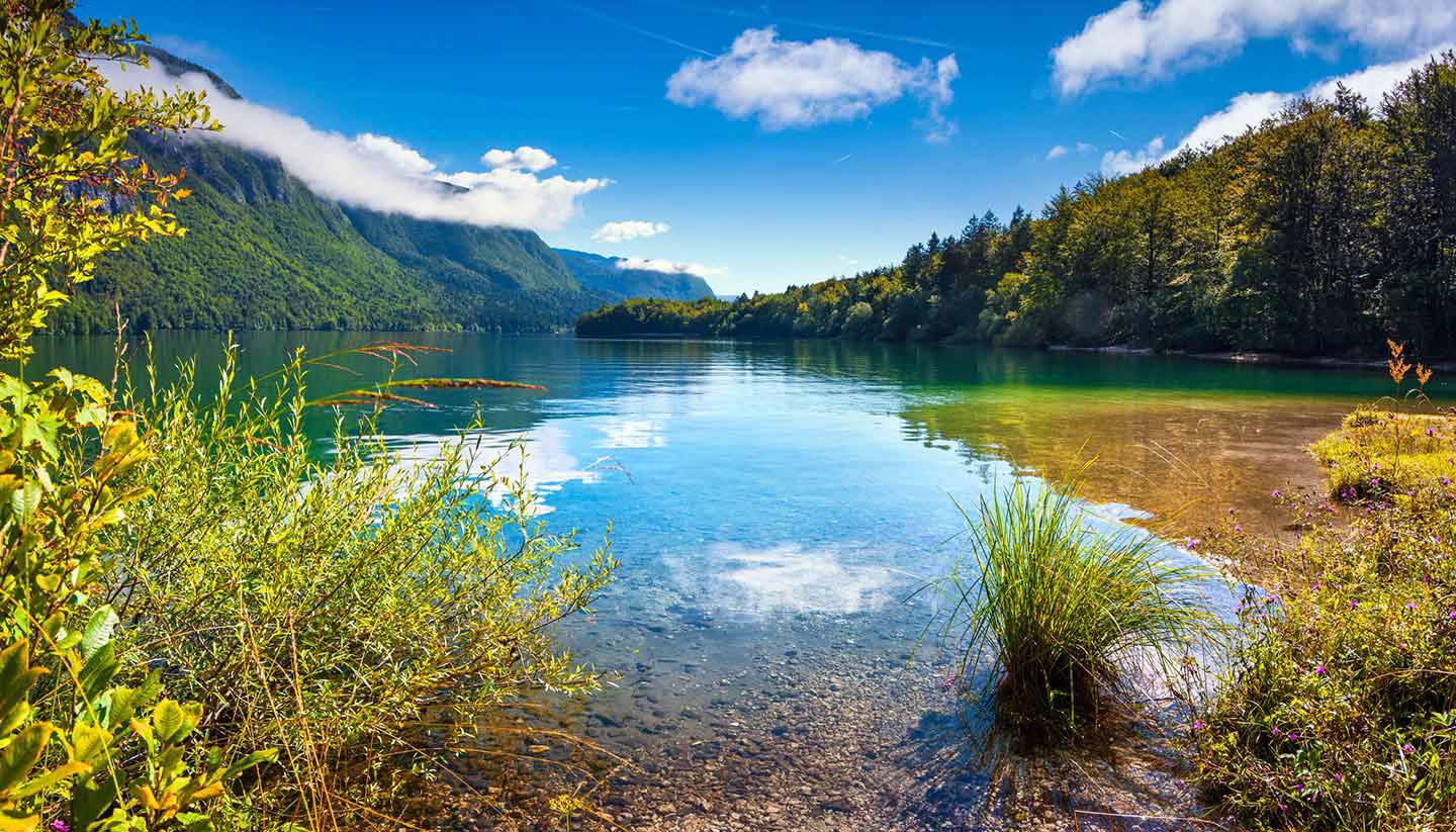 Slowenien - Think-Slovenia-TriglavNationalPark-534540971-Andrew_Mayovskyy-copy