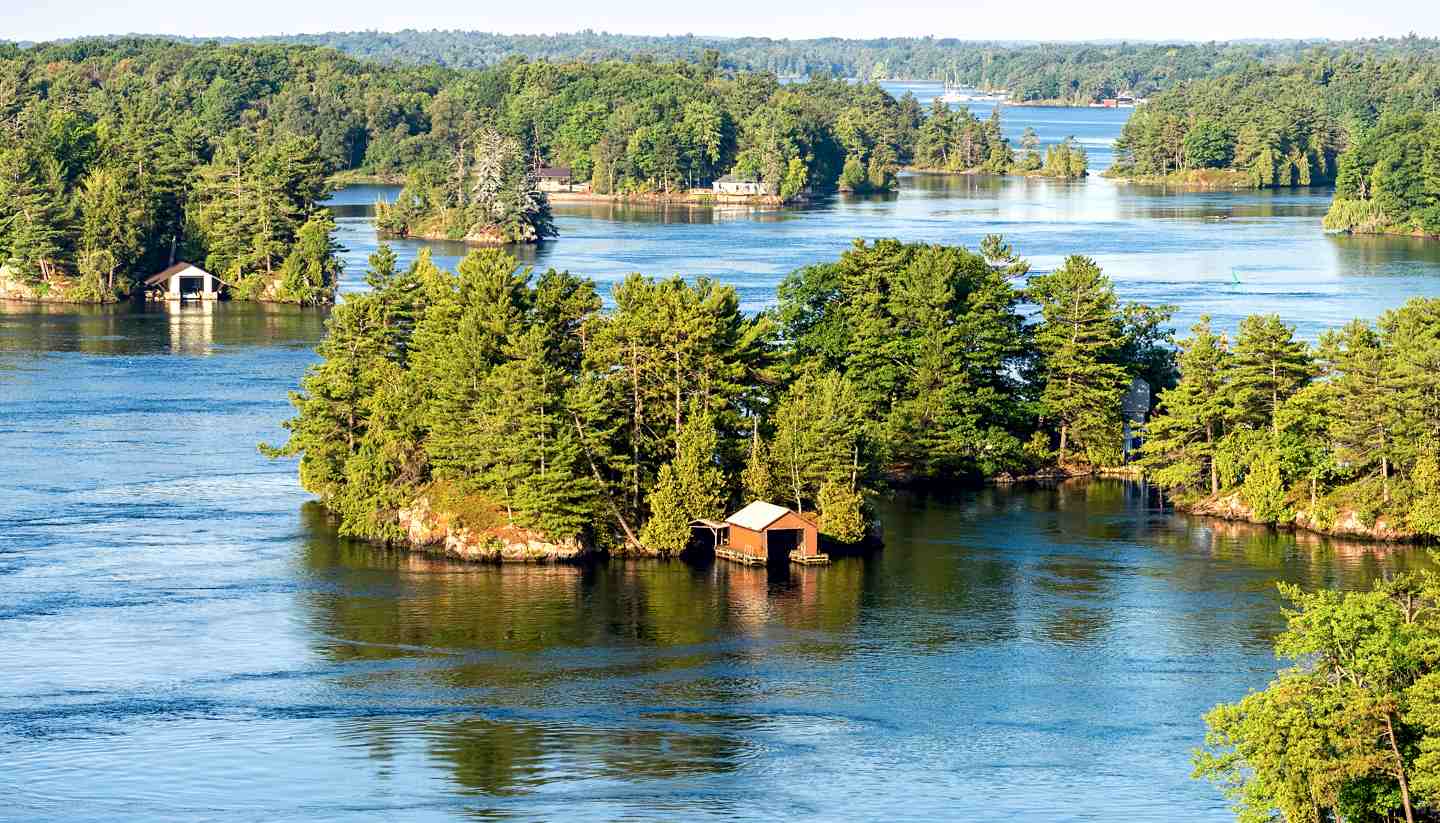 Ontario - shu-Canada-Ontario-ThousandIslands-476456584-Les-Palenik-copy