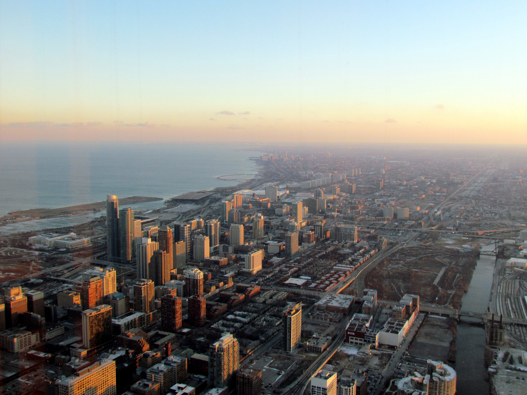 Der_Willis_Tower_150824173542_PvpUJw