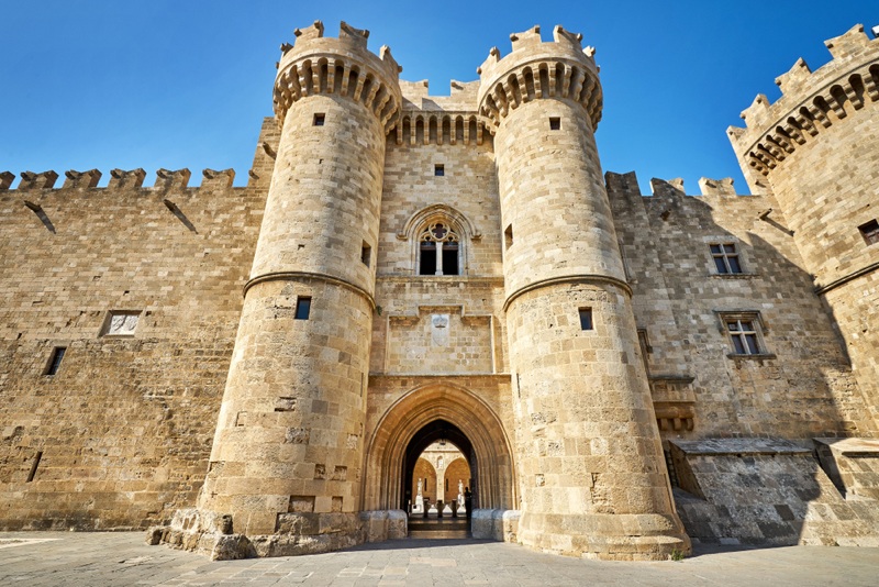 Der Haupteingang des Großmeisterpalastes auf Rhodos